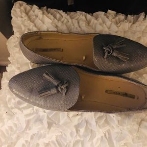 Z A R A Gray Croc Flats US9